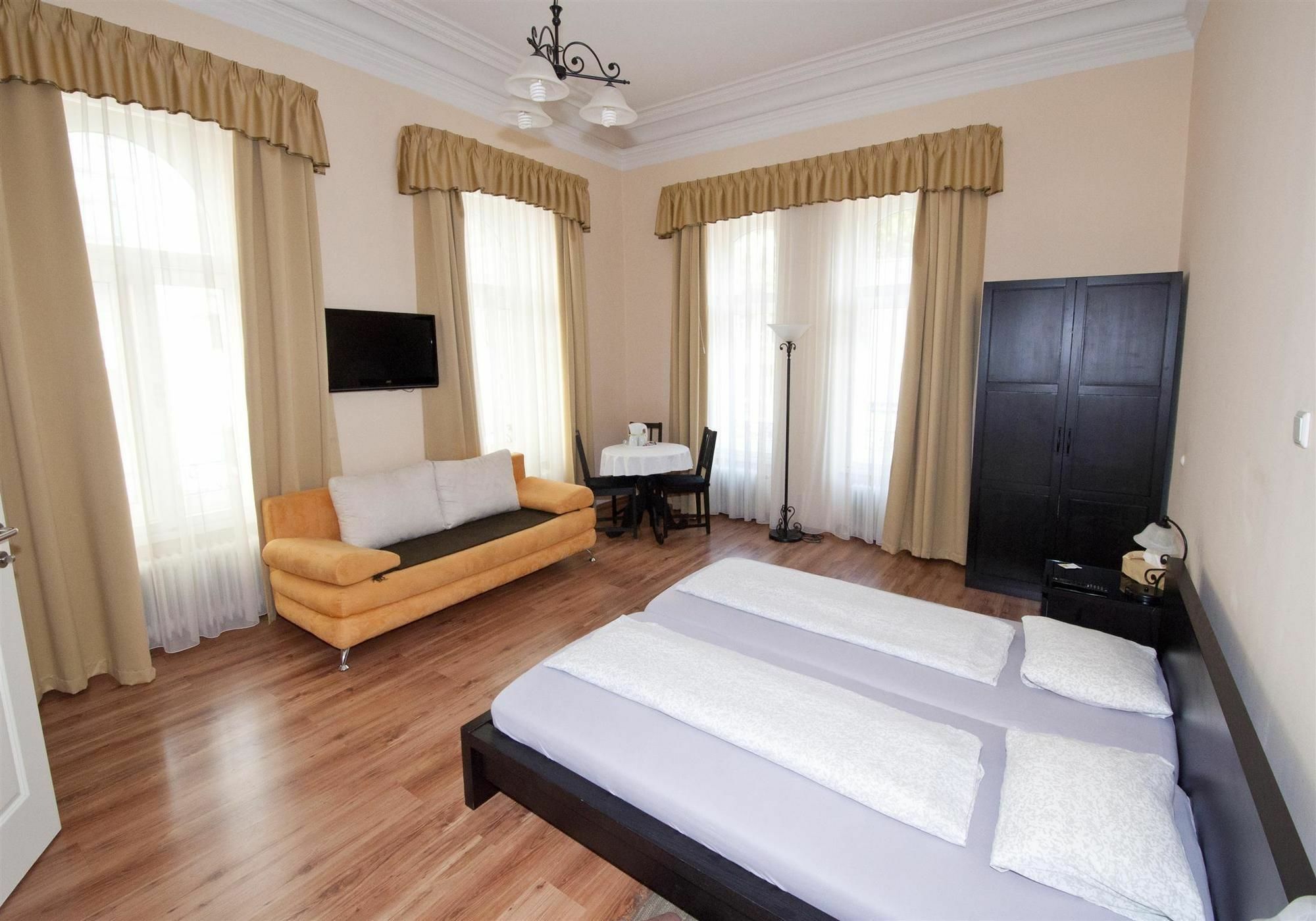 K+T Boardinghouse Hotel Vienna Luaran gambar